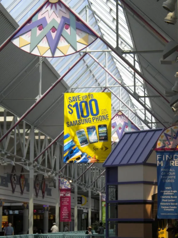 Mall Banner